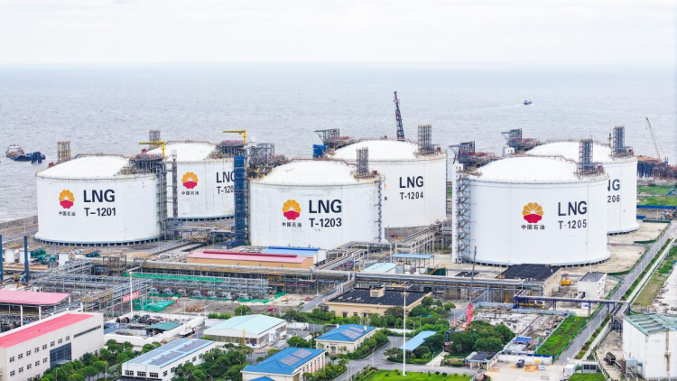 中石油江苏LNG扩建储罐项目开工 如东阳光岛再添一座“气墩墩”