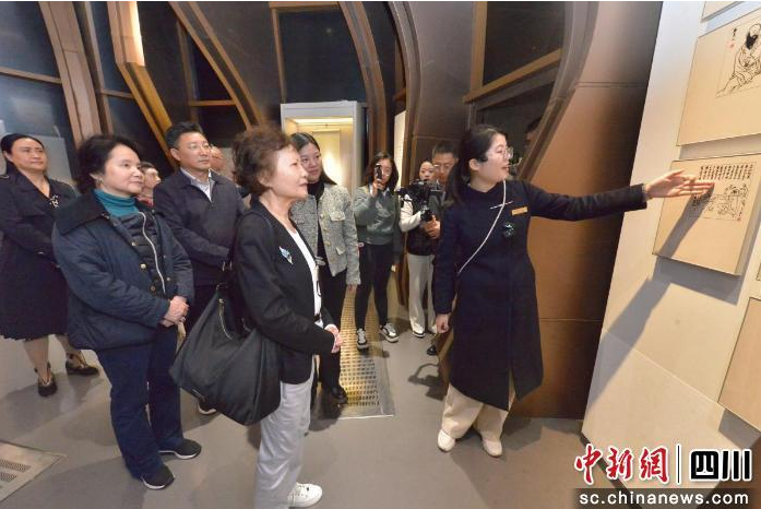 张大千后人回四川内江 开启寻根之旅