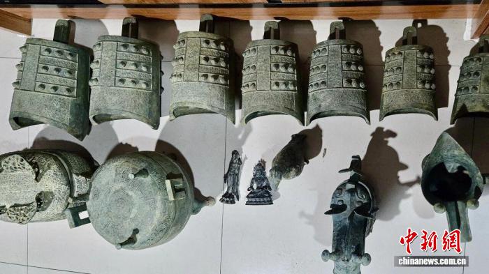 山西临汾警方追缴青铜器等涉案文物350余件 抓获6名嫌犯