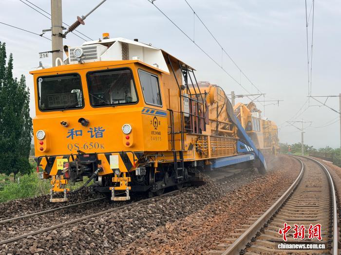 “晋煤外运”重要通道侯月铁路开启集中修施工